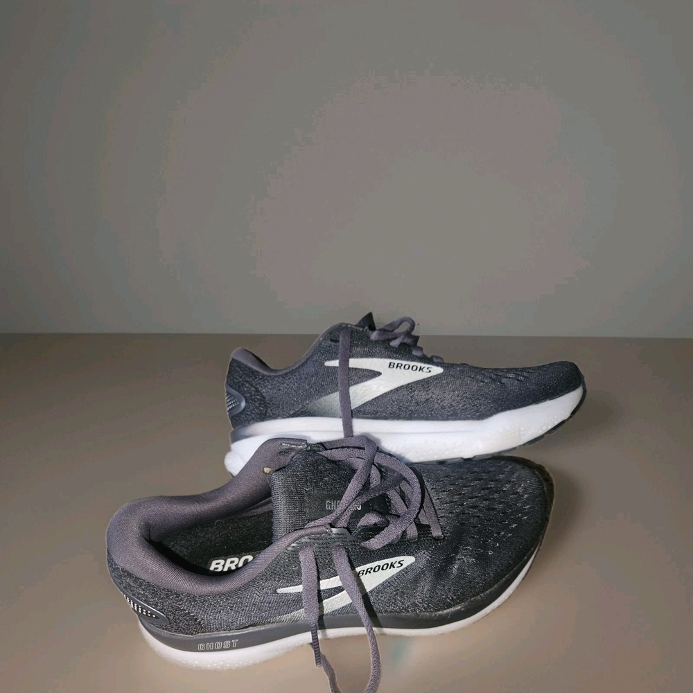 Brooks Ghost 16 Women's Size 7.5 B (Medium) Running Shoes Black White